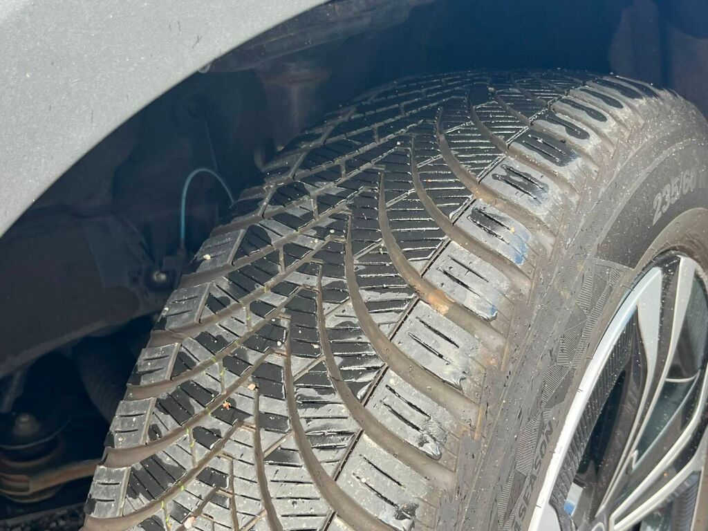 Toyota bZ4X 2023 