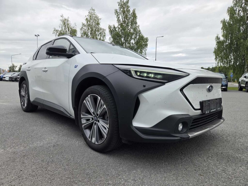 Subaru Solterra 2023 Valkoinen