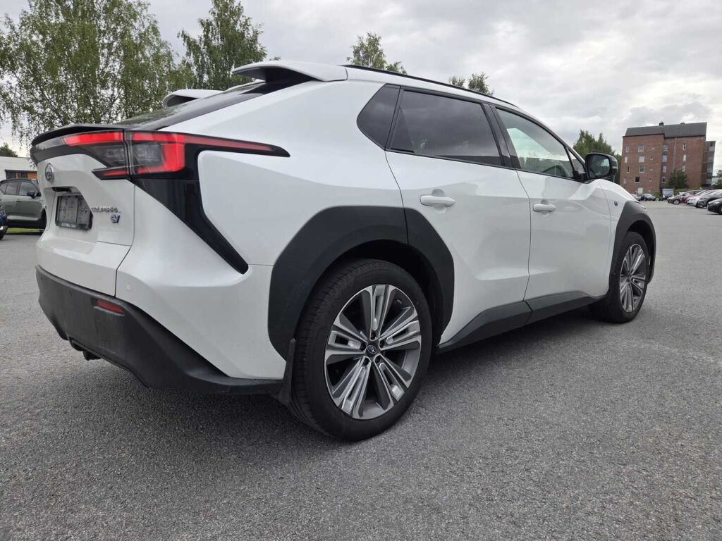 Subaru Solterra 2023 Valkoinen