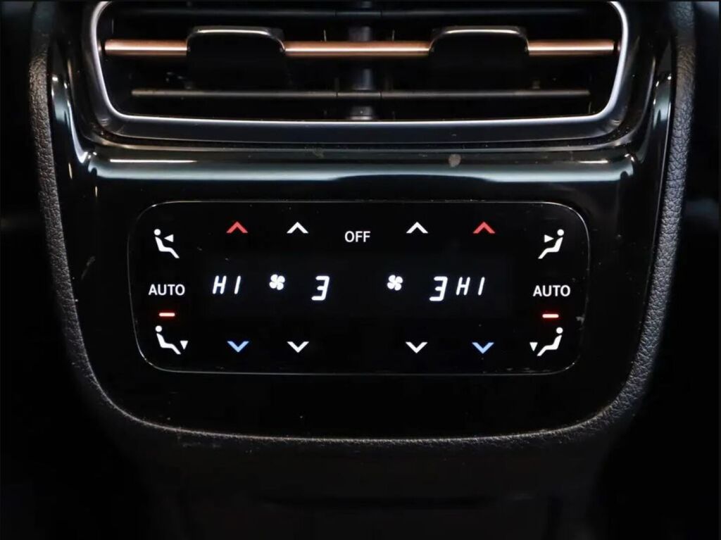 Mercedes-Benz EQS 2024 