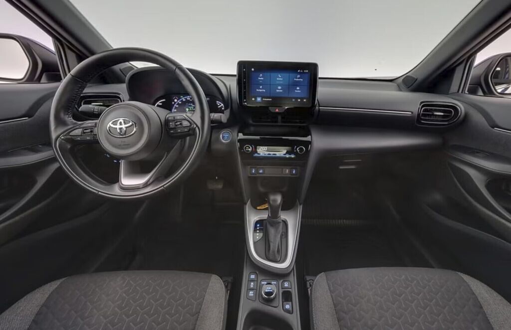 Toyota Yaris Cross 2022 Sininen