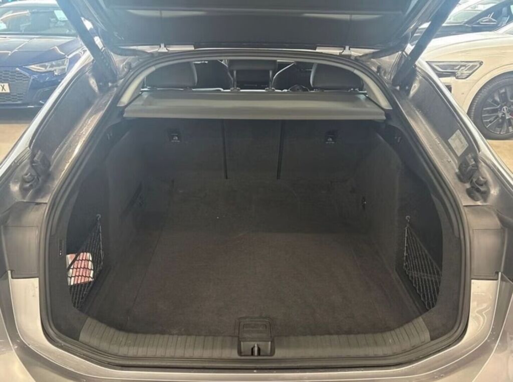Audi A6 e-tron 2025 Harmaa