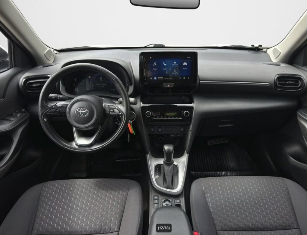 Toyota Yaris Cross 2024 Valkoinen