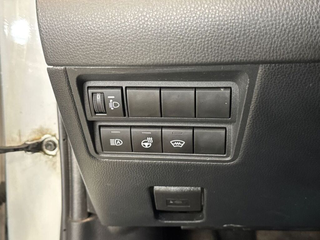 Toyota Yaris Cross 2024 Valkoinen
