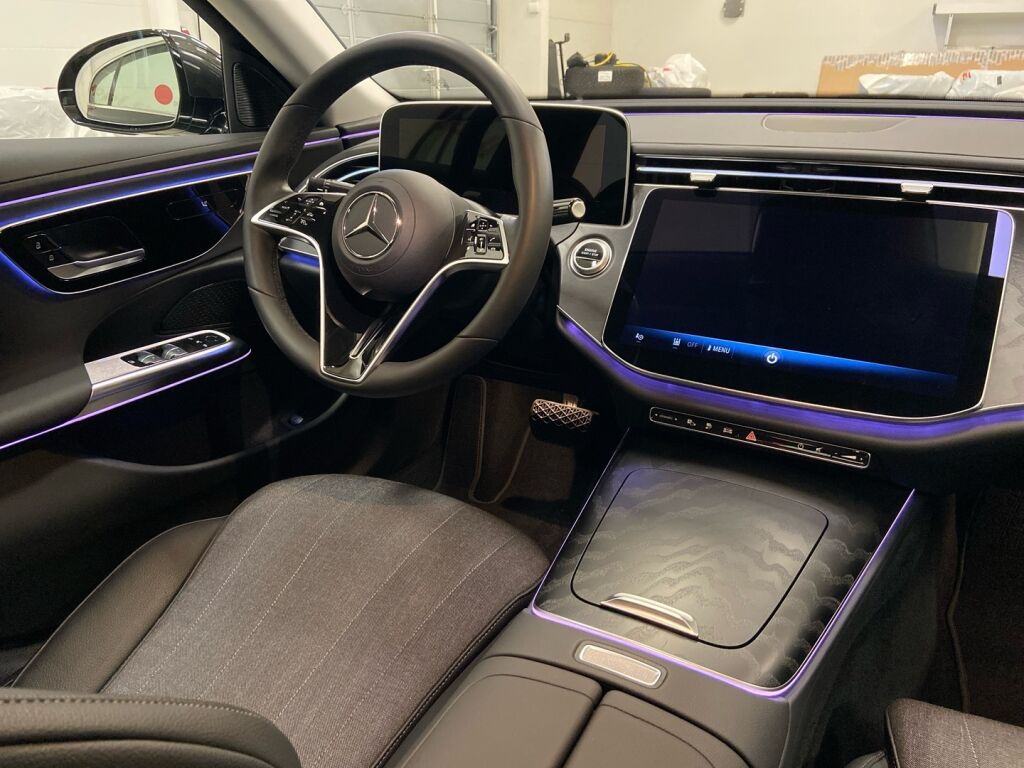 Mercedes-Benz E 2024 