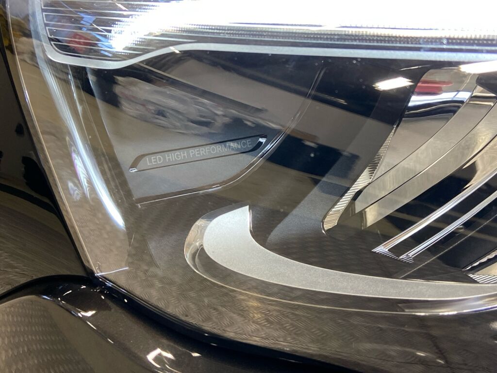 Mercedes-Benz E 2024 