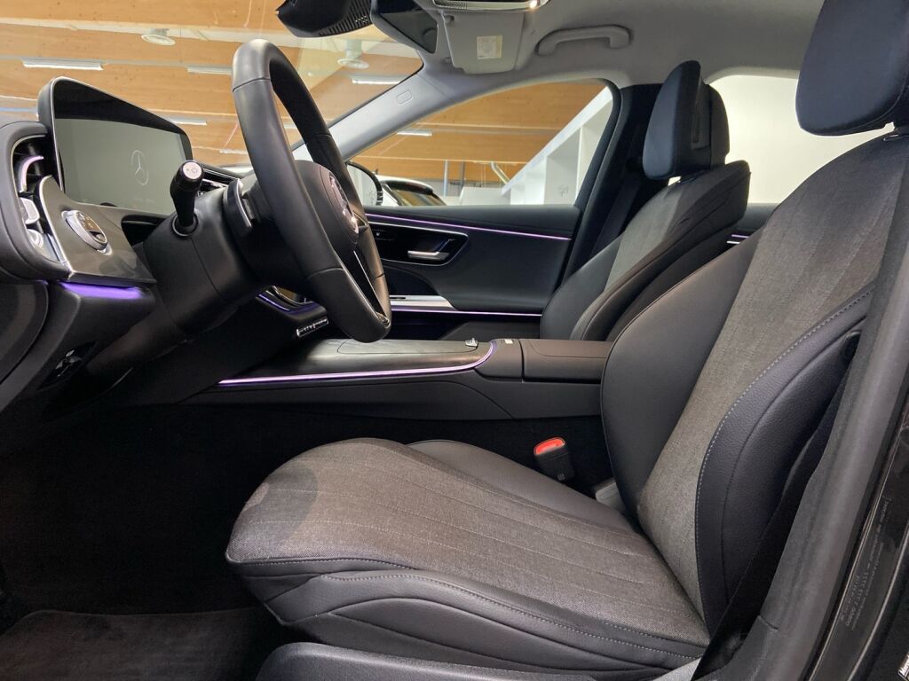 Mercedes-Benz E 2024 