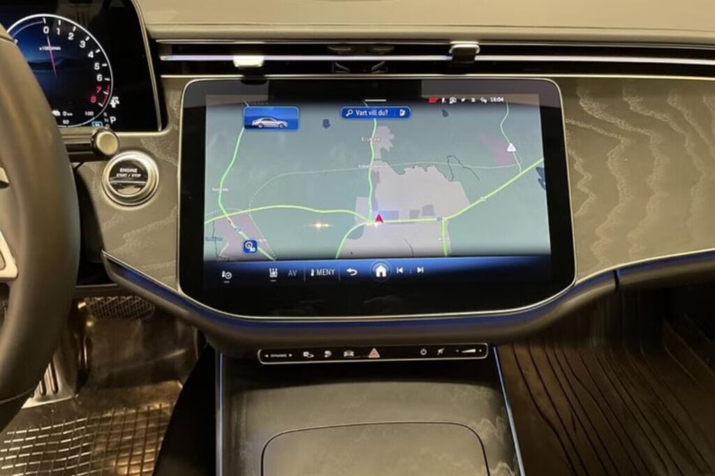 Mercedes-Benz E 2024 