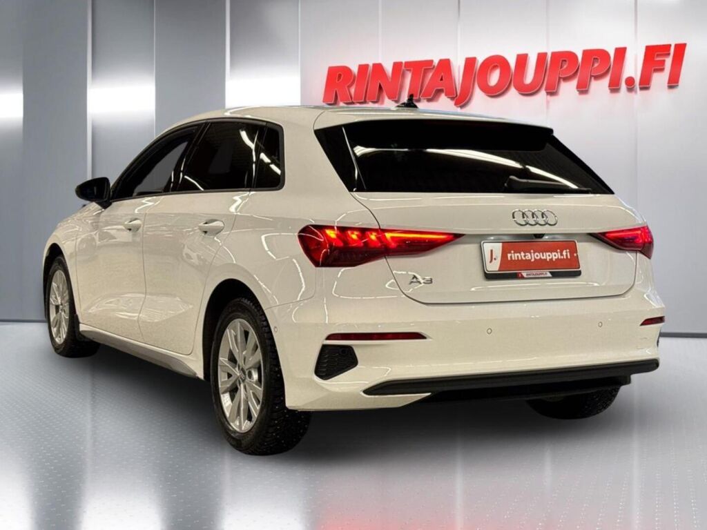 Audi A3 2022 Valkoinen