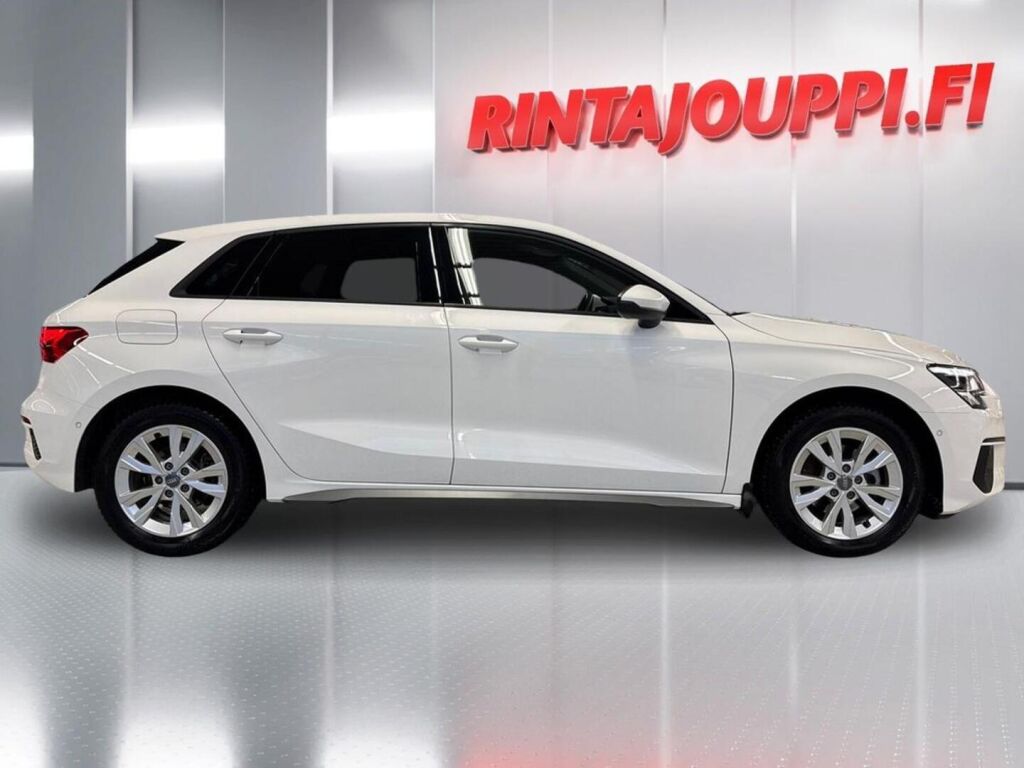 Audi A3 2022 Valkoinen