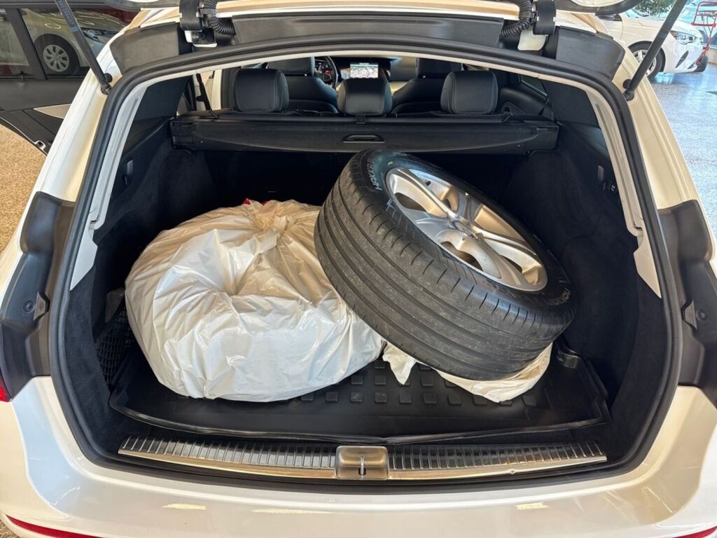 Mercedes-Benz E 2018 Valkoinen