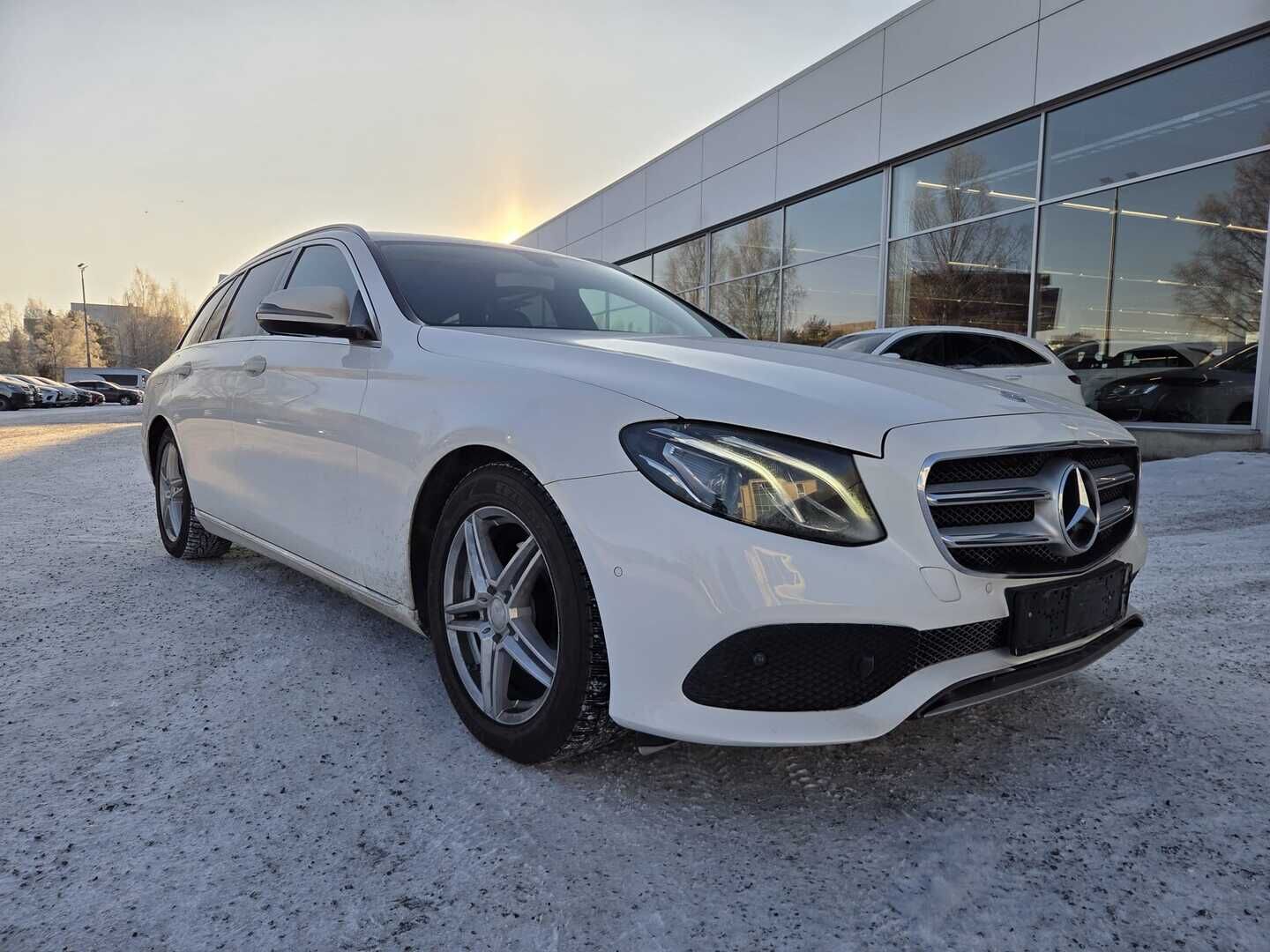Mercedes-Benz E