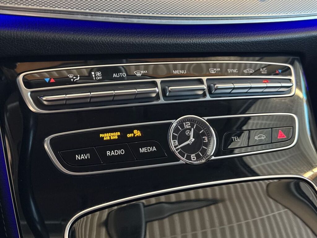 Mercedes-Benz E 2018 Valkoinen