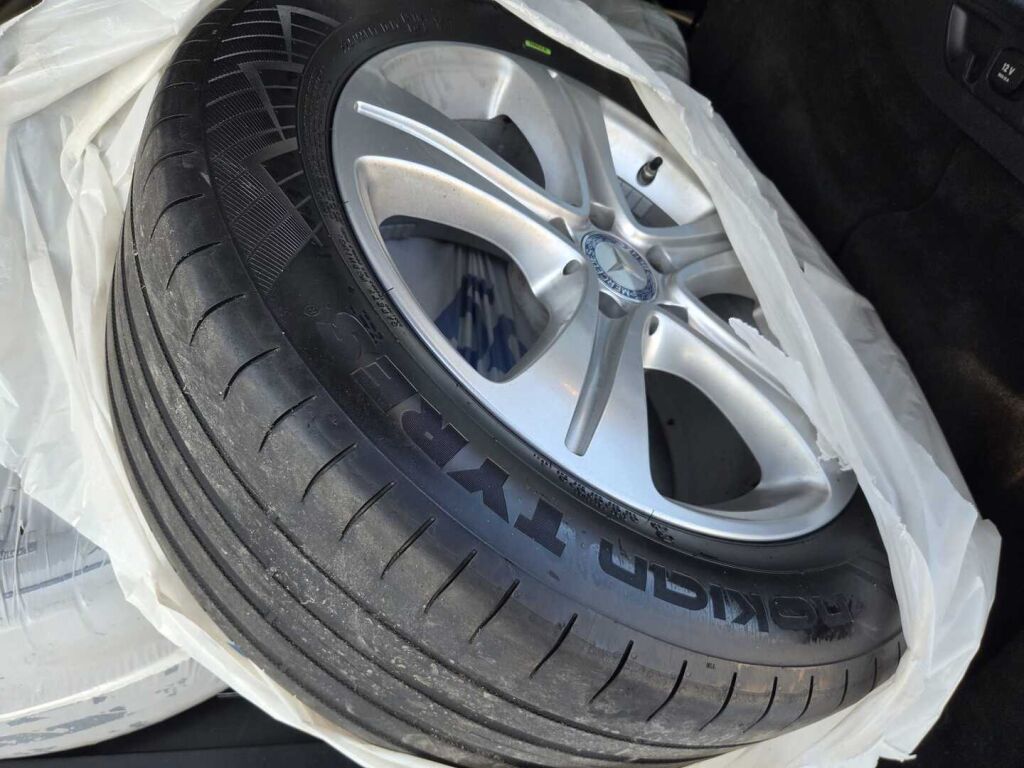 Mercedes-Benz E 2018 Valkoinen