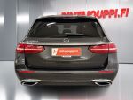 Mercedes-Benz E 2021 Grafiitinharmaa metalliväri
