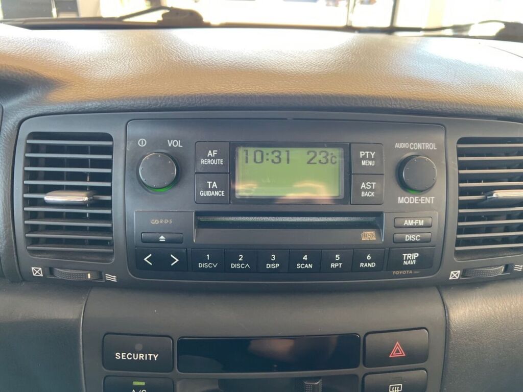 Toyota Corolla 2004 Punainen