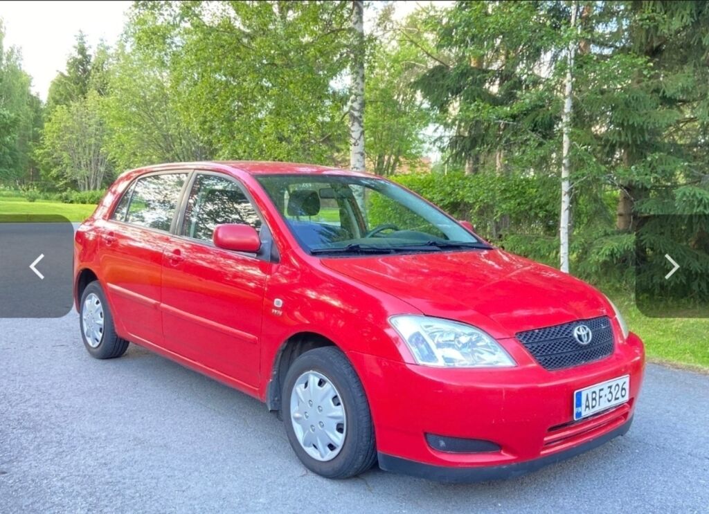 Toyota Corolla 2004 Punainen