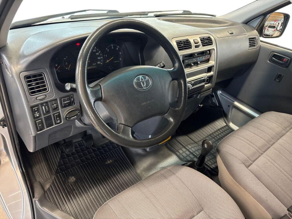Toyota Hiace 2009 Hopea