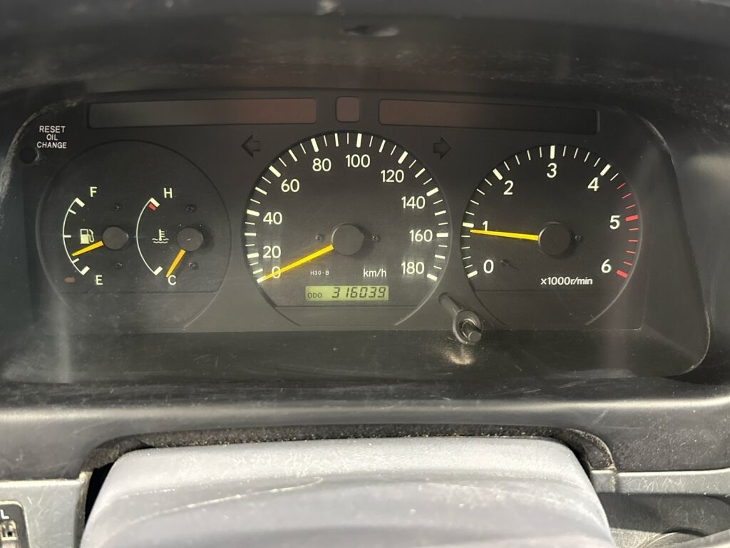 Toyota Hiace 2009 Hopea