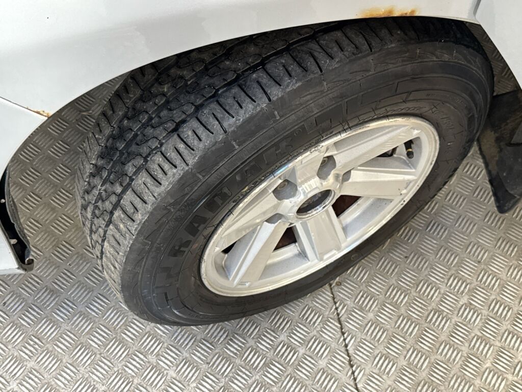 Toyota Hiace 2009 Hopea