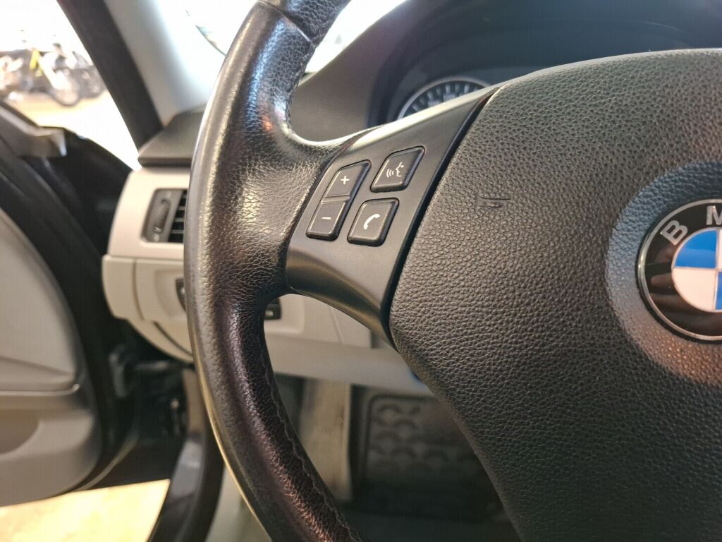 BMW 320 2005 Sininen