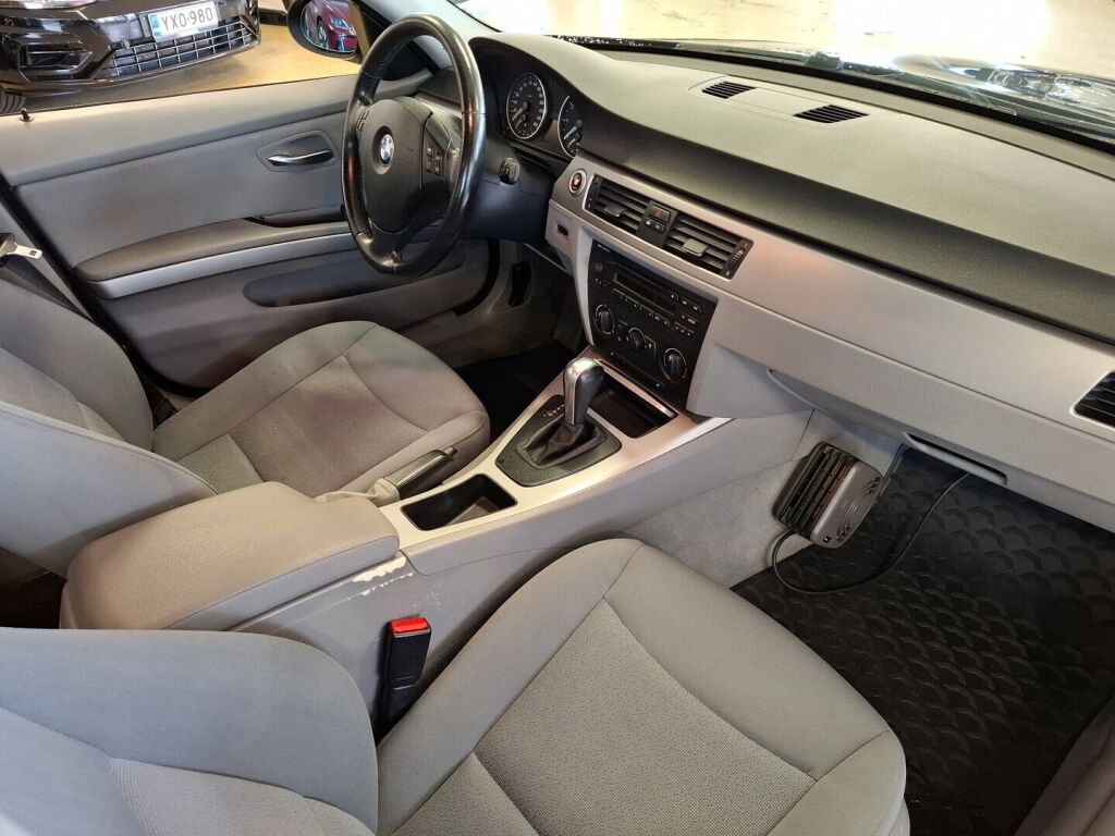 BMW 320 2005 Sininen