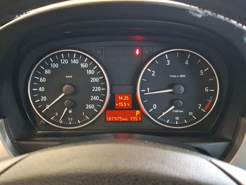 BMW 320 2005 Sininen