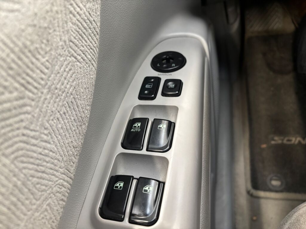 Hyundai Sonata 2006 Hopea