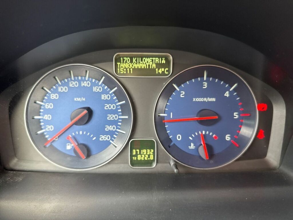 Volvo S40 2008 Musta