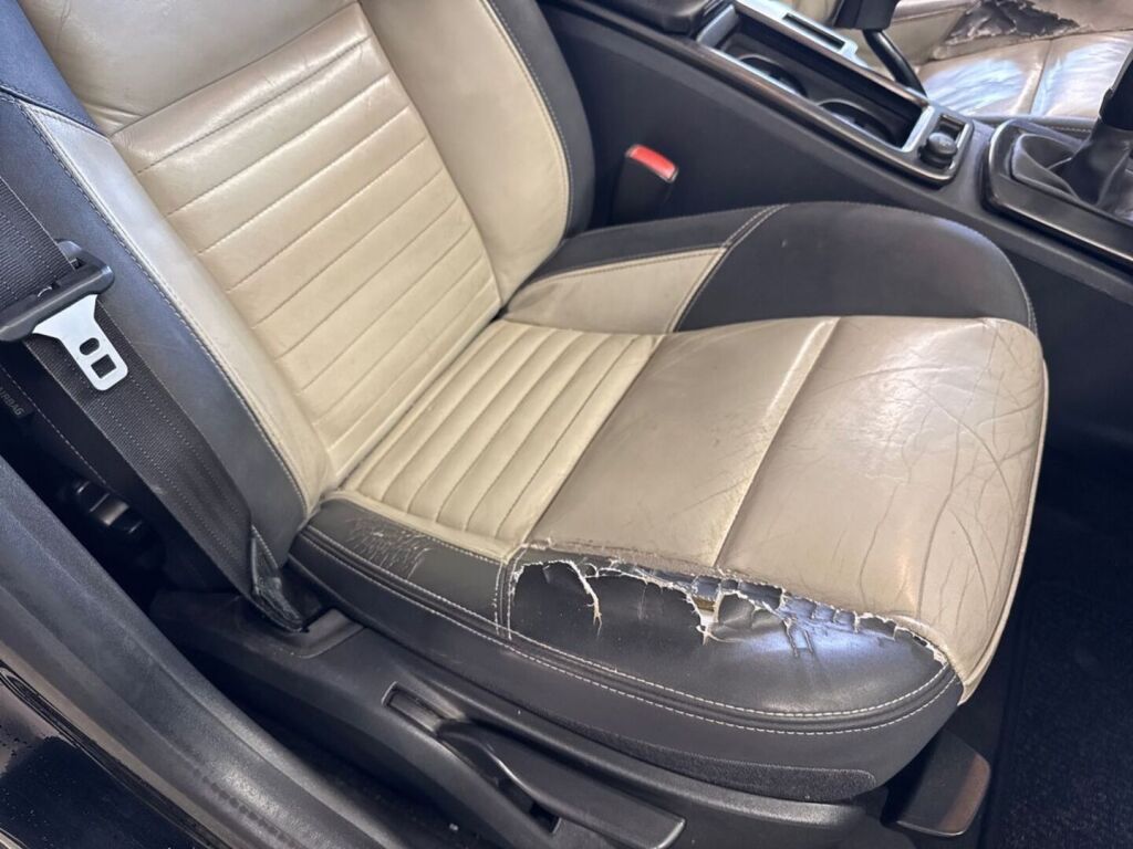 Volvo S40 2008 Musta