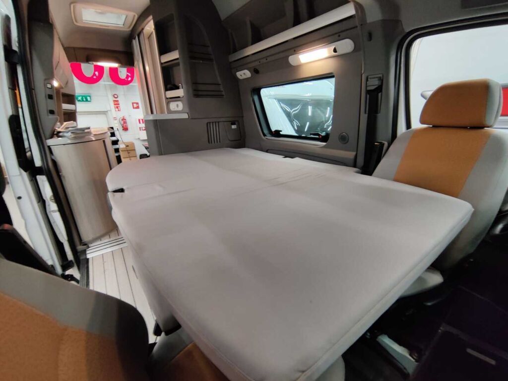 Westfalia James Cook Compact 2009 Valkoinen