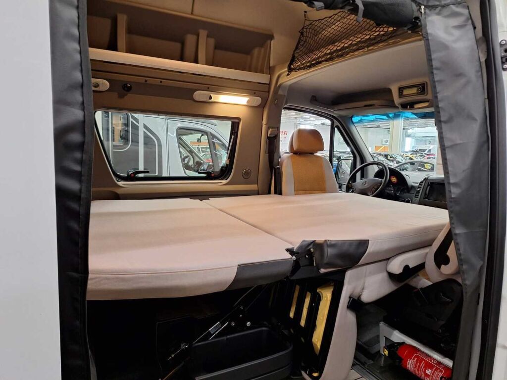 Westfalia James Cook Compact 2009 Valkoinen