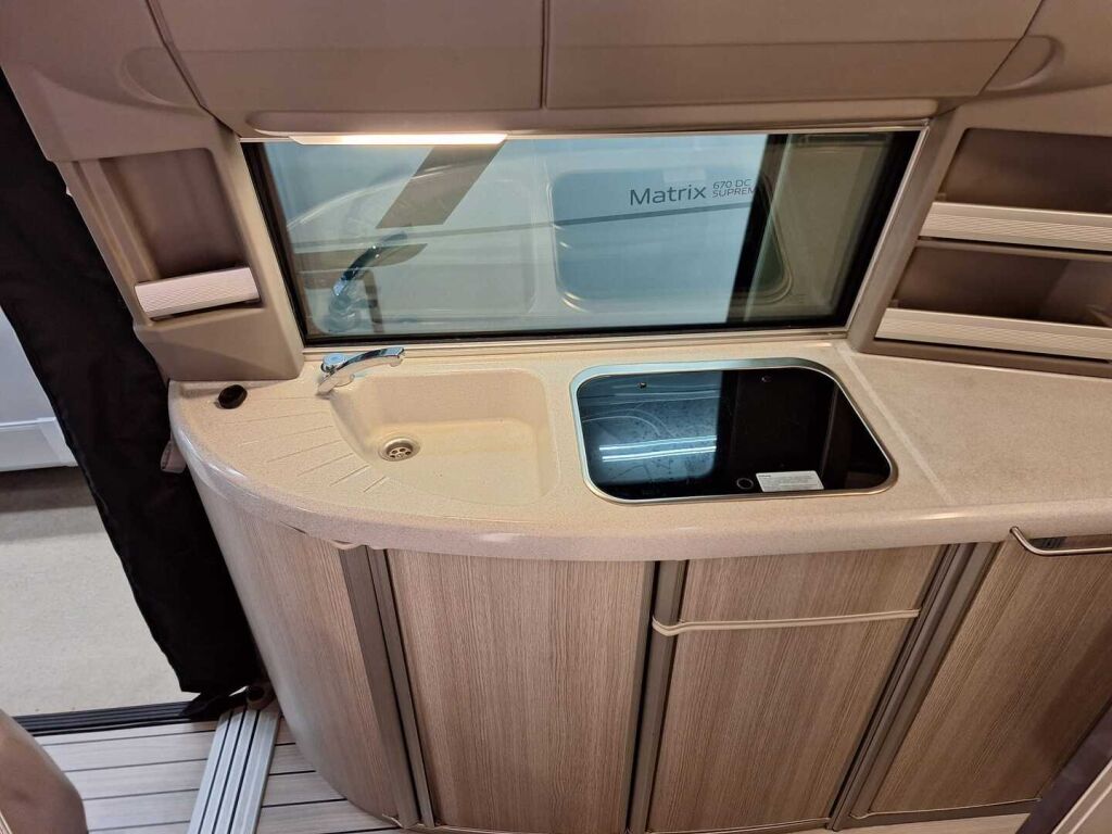 Westfalia James Cook Compact 2009 Valkoinen