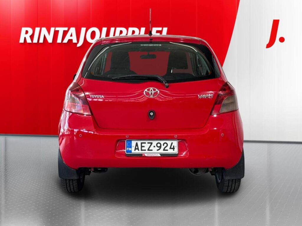 Toyota Yaris 2008 Punainen