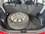 Toyota Yaris 2008 Punainen