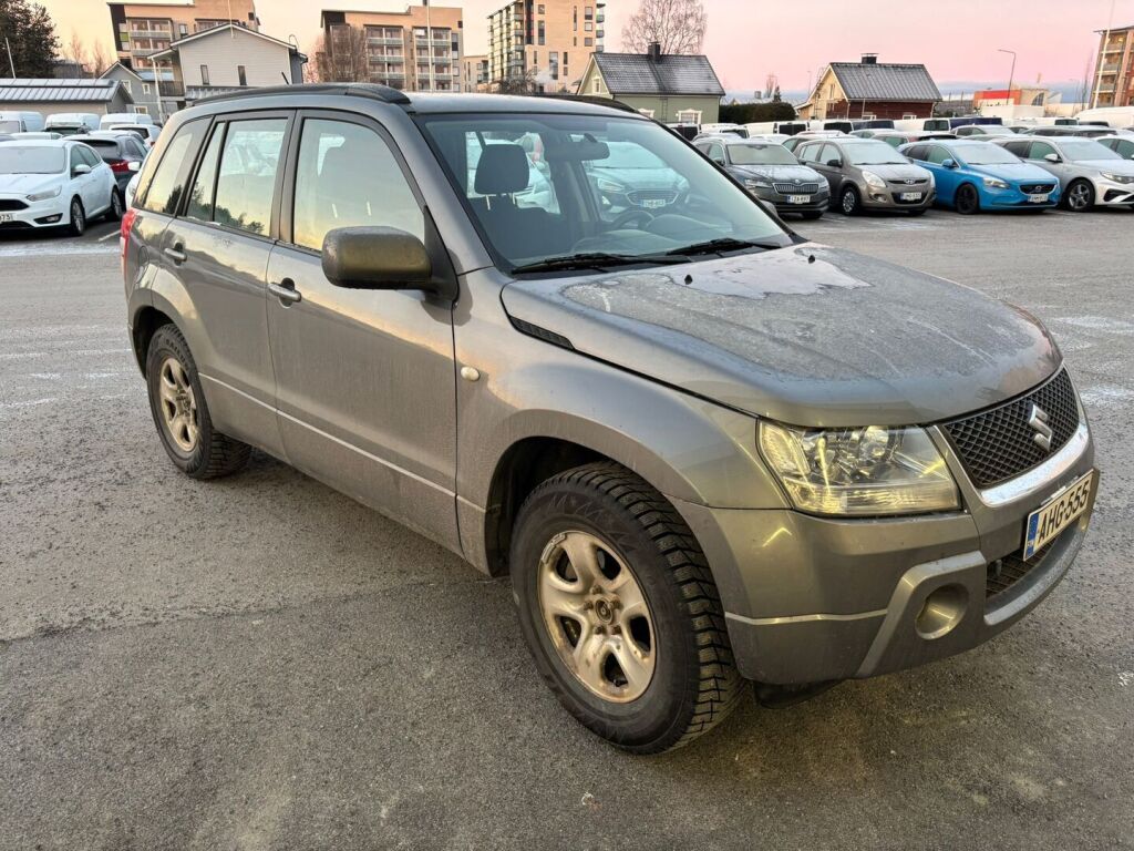 Suzuki Vitara 2006 Harmaa