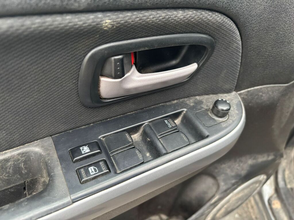 Suzuki Vitara 2006 Harmaa