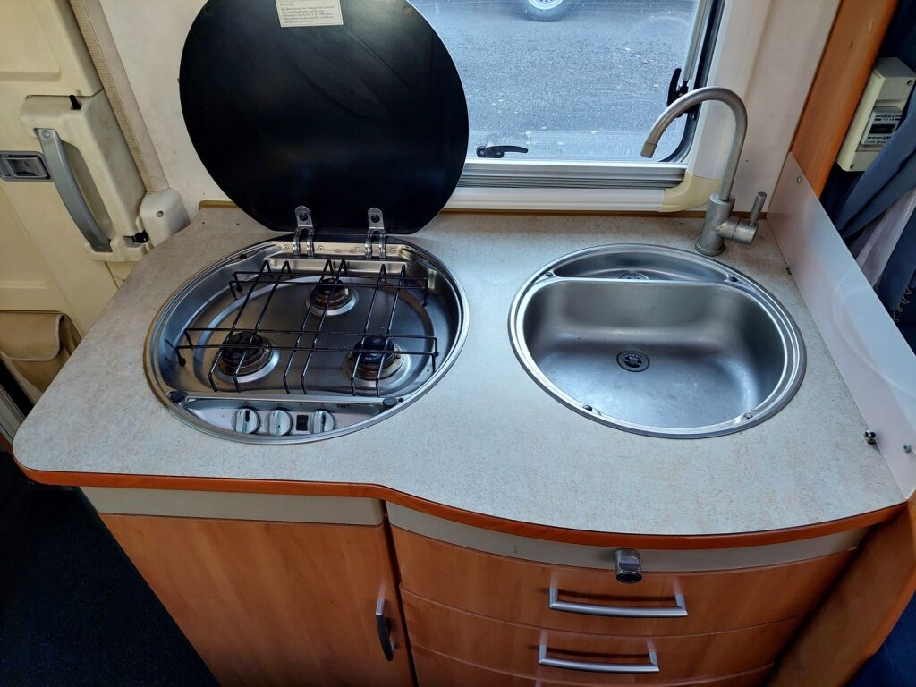 Hymer Tramp TR 676 GT 2006 Sininen