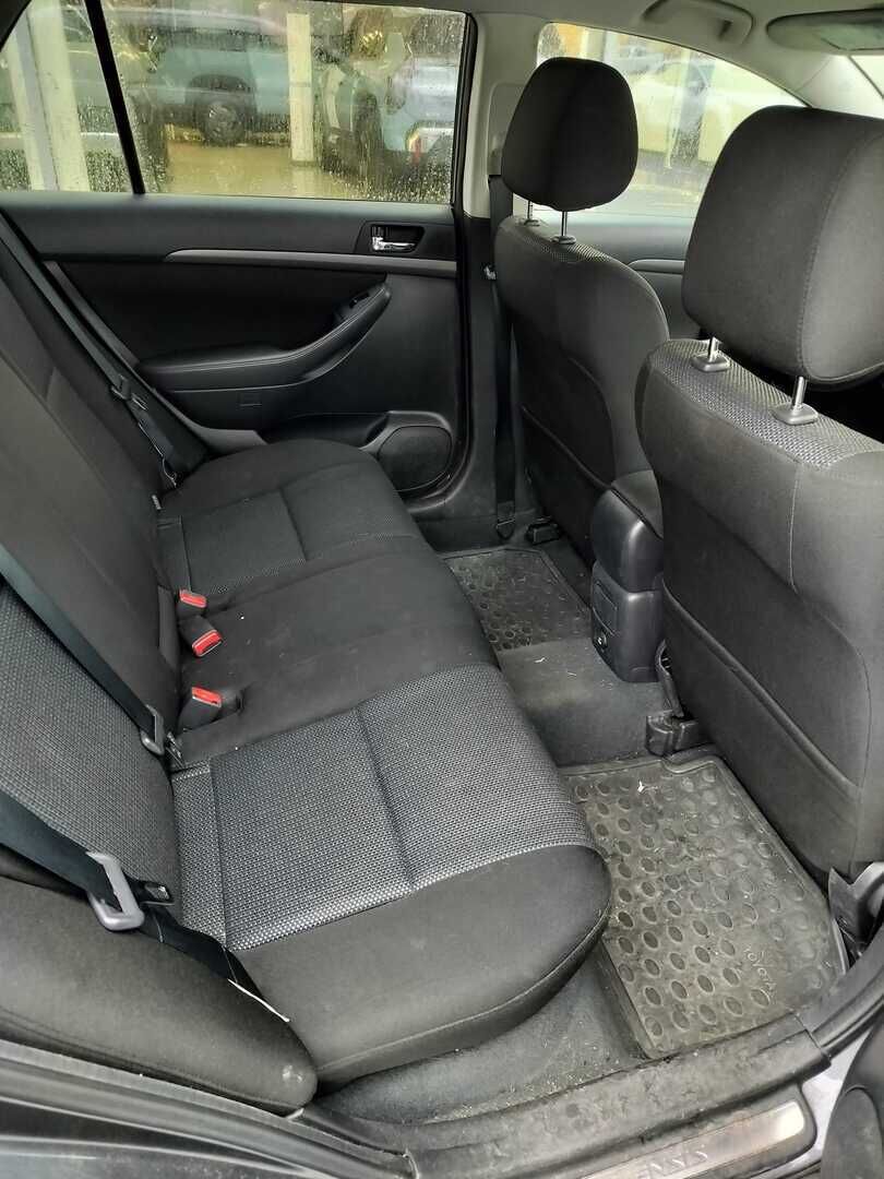Toyota Avensis 2008 Harmaa