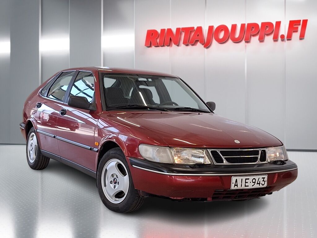 Saab 900 1997 Punainen