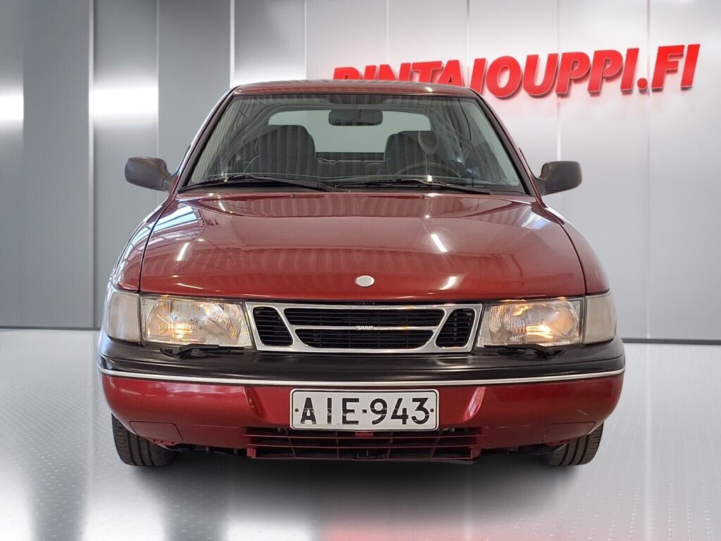 Saab 900 1997 Punainen