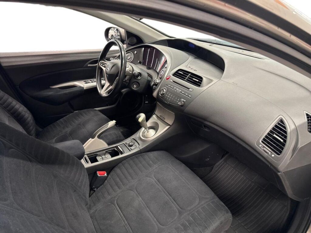 Honda Civic 2006 Harmaa