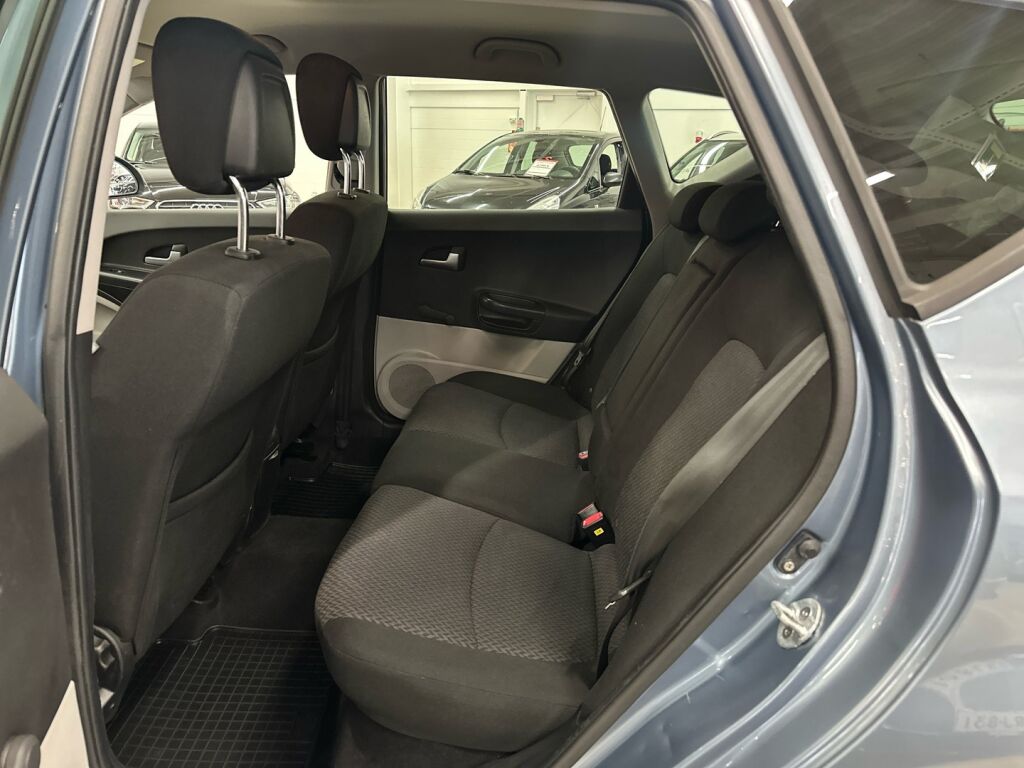 Kia Ceed 2009 Sininen