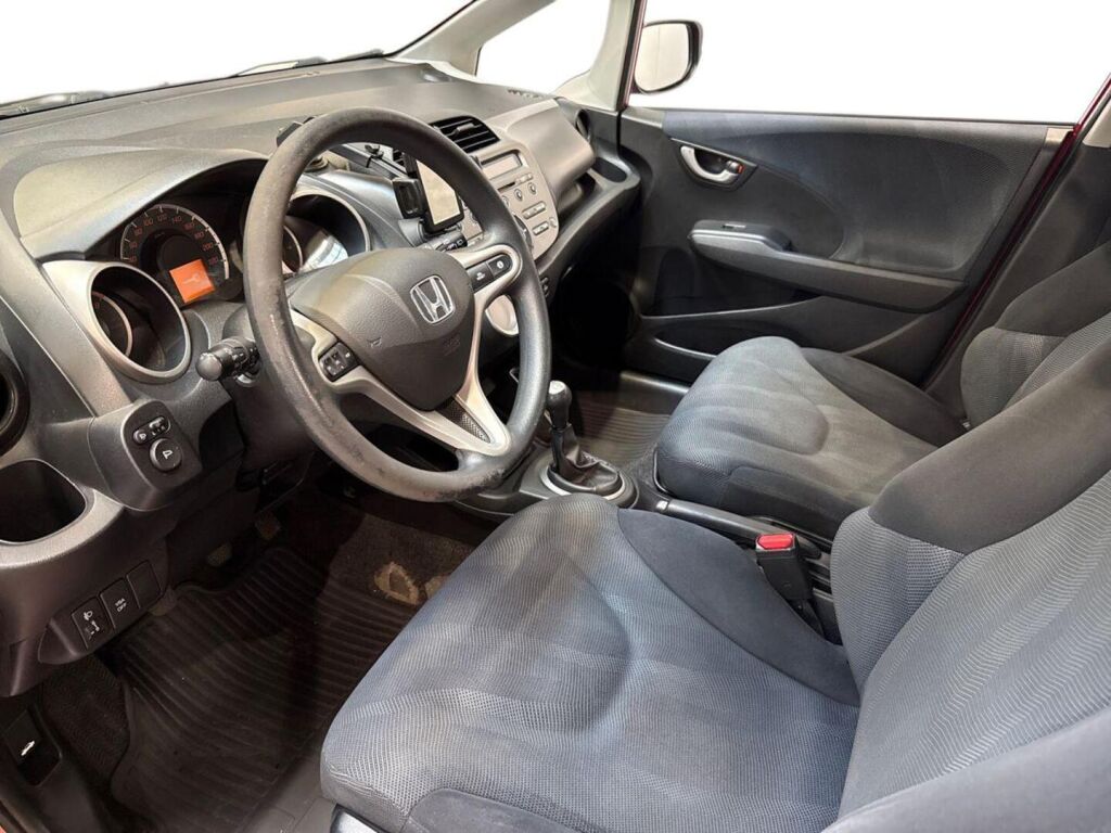 Honda Jazz 2009 Punainen