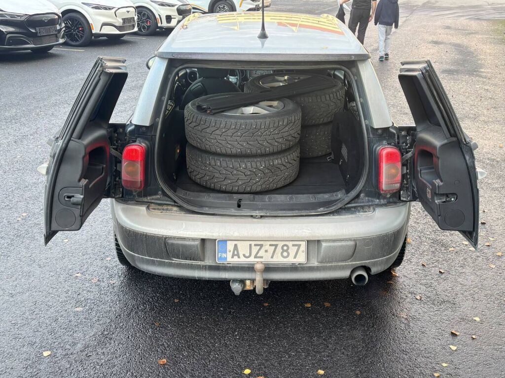 Mini Cooper D 2009 Musta