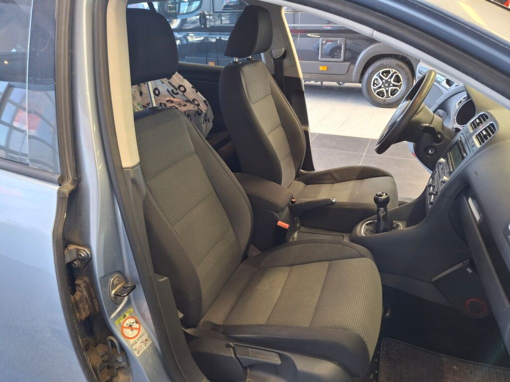 Volkswagen Golf 2009 Sininen