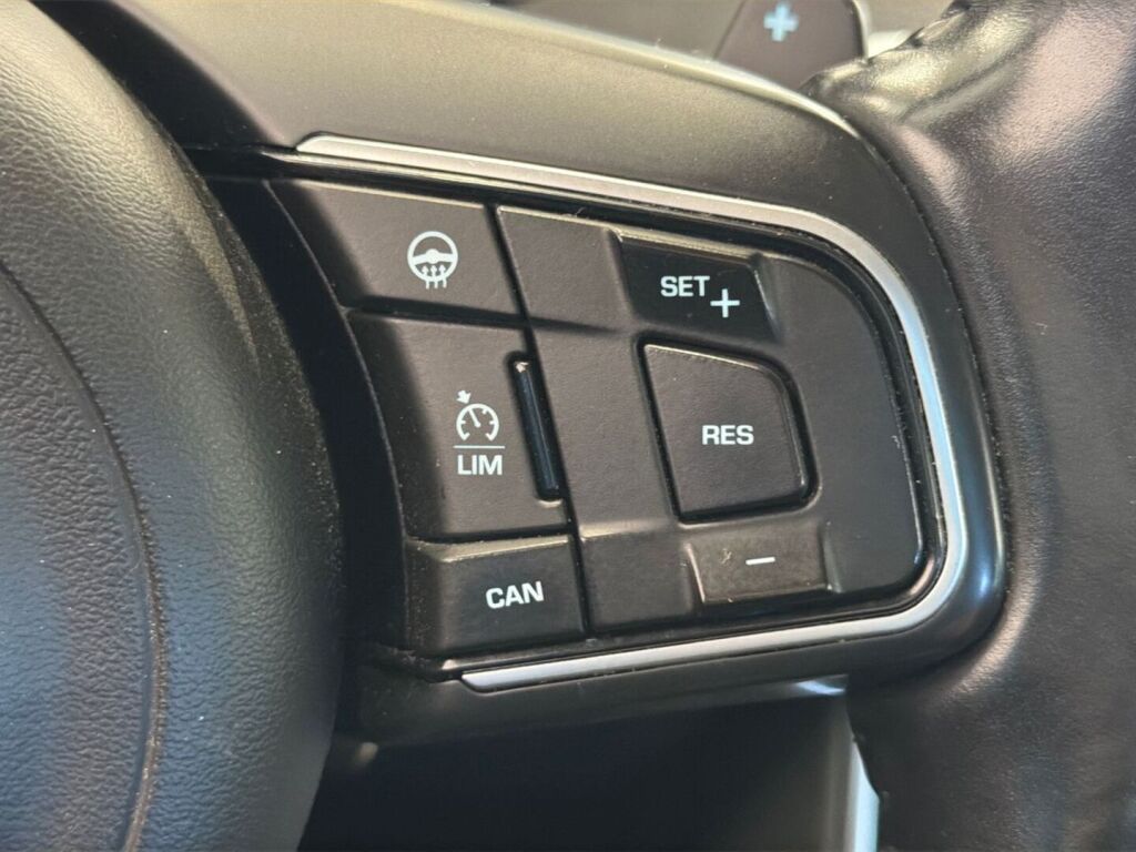 Jaguar XE 2015 Valkoinen