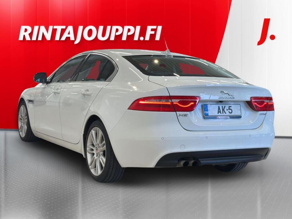Jaguar XE 2015 Valkoinen