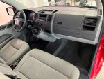 Volkswagen Transporter 2006 Punainen