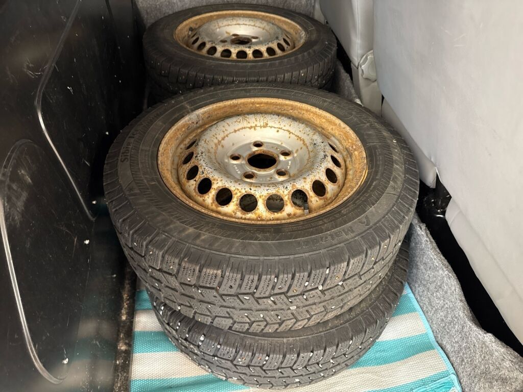 Volkswagen Transporter 2006 Punainen